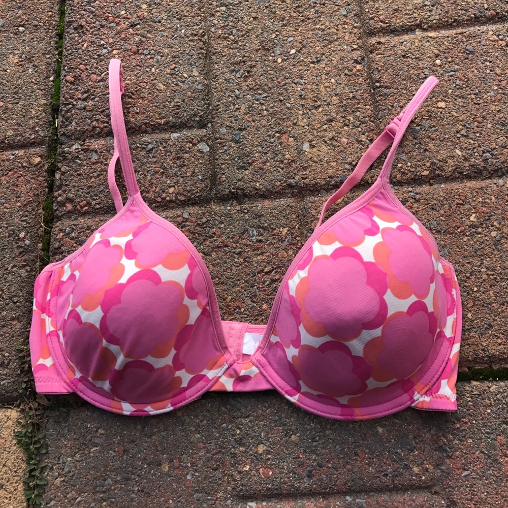 Pink Victoria Secret Bra
