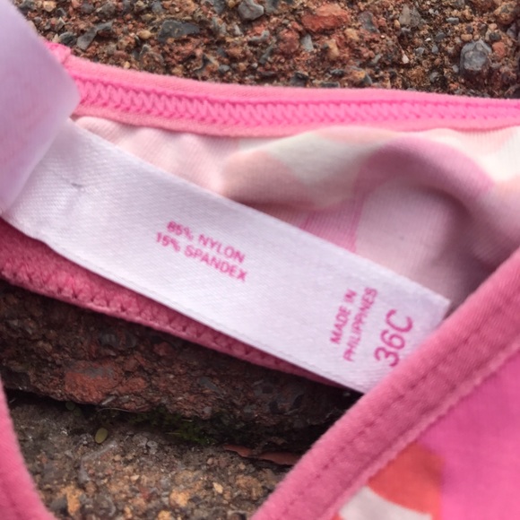 Pink Victoria Secret Bra - Picture 6 of 8