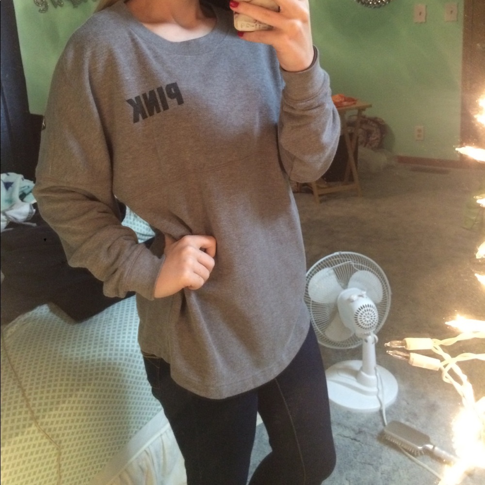 Vs pink crewneck
