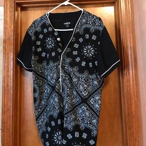 Carbon, Men's, size L, shirt, great condition.