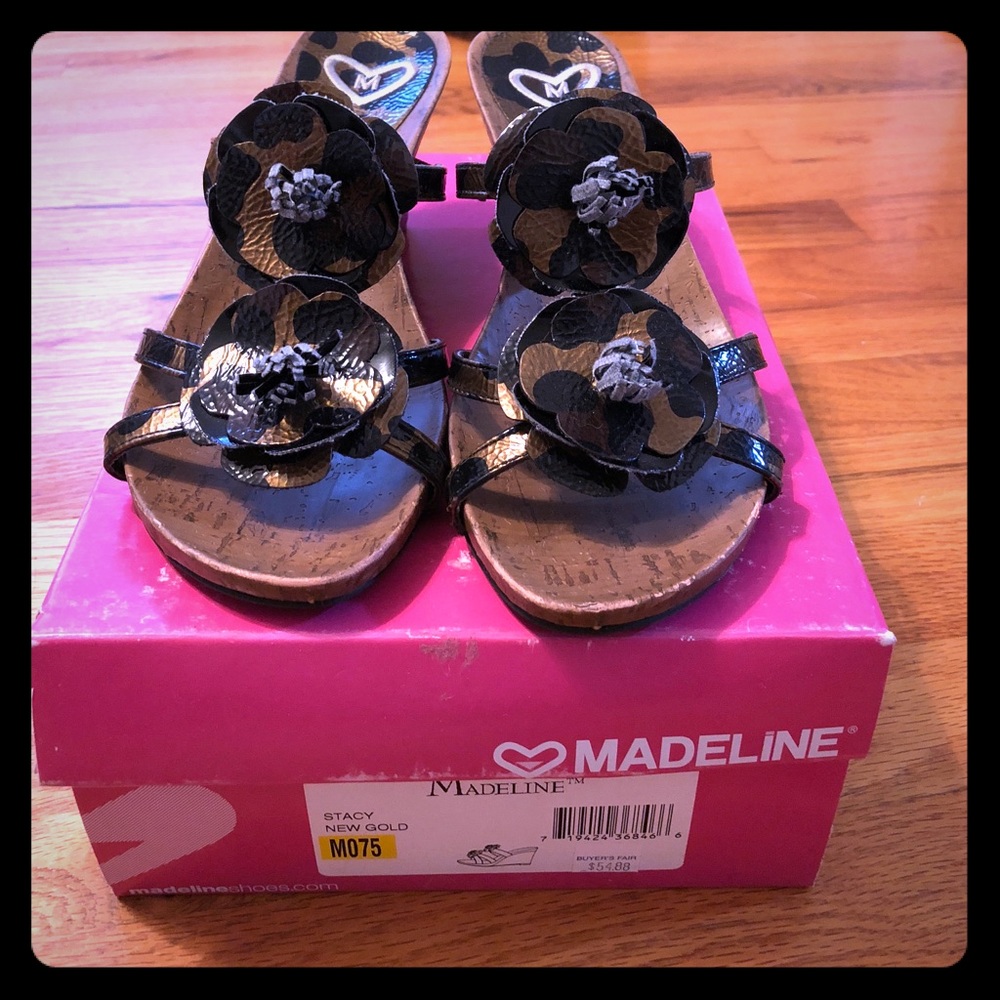 MADELINE slip on wedges