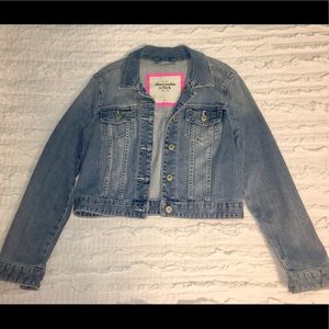 Abercrombie & Fitch Cropped Jean Jacket
