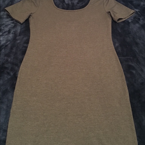 3 Body Con Dresses - Picture 3 of 4