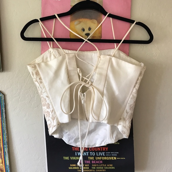 Vintage lace up crop top - Picture 2 of 2