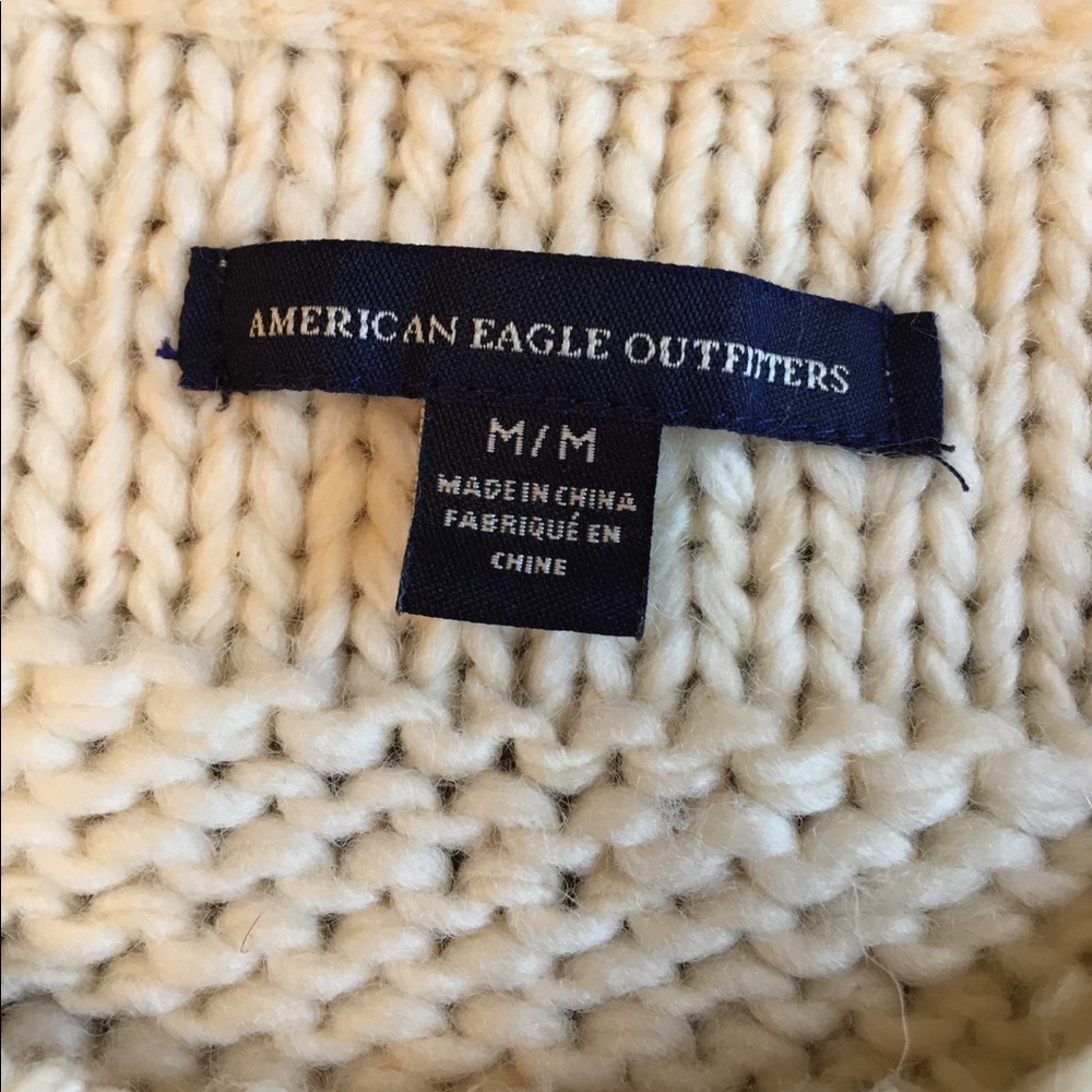 American Eagle outfitters winter white sweater M - Picture 2 of 8