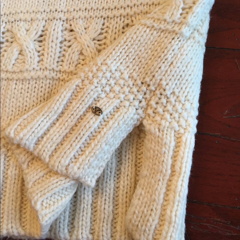 American Eagle outfitters winter white sweater M - Picture 6 of 8