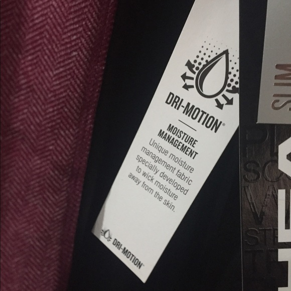 Moisture management sweater brand new with tags - Picture 2 of 3