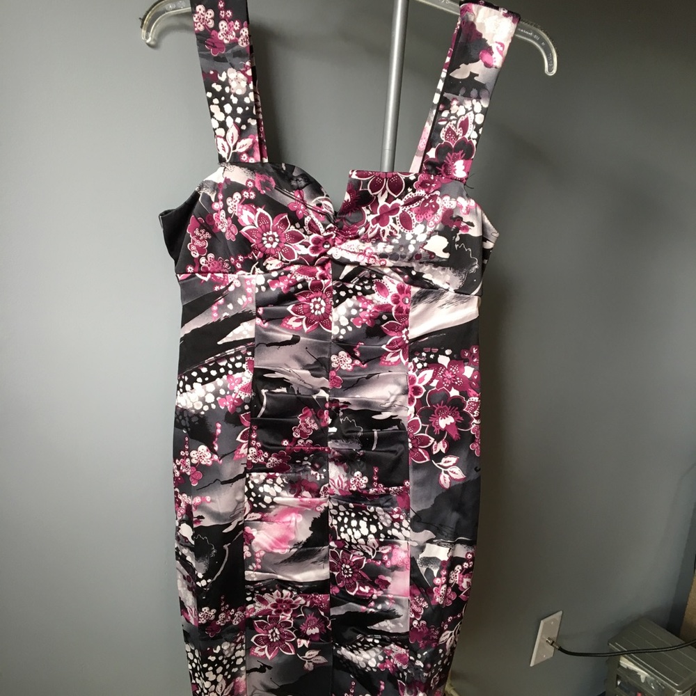 Cute cocktail dress Size 9