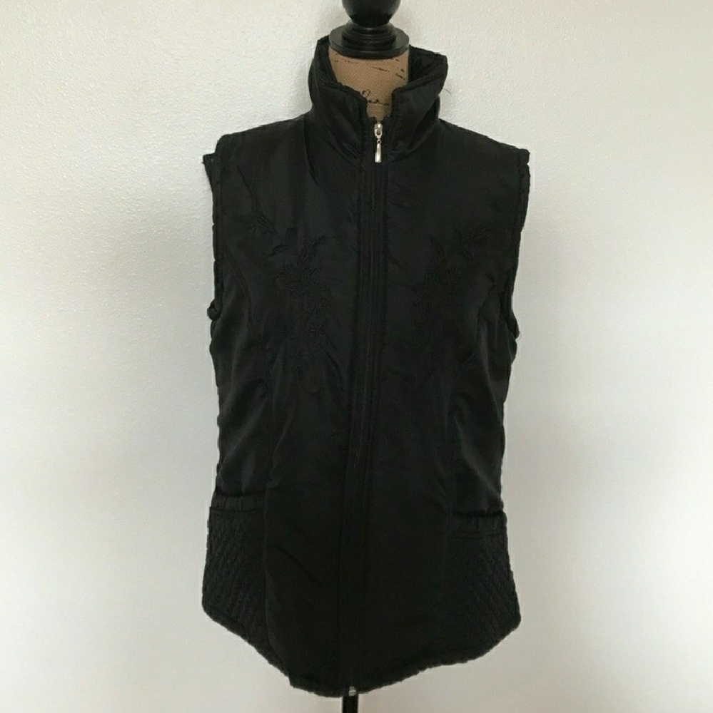 Detailed vest