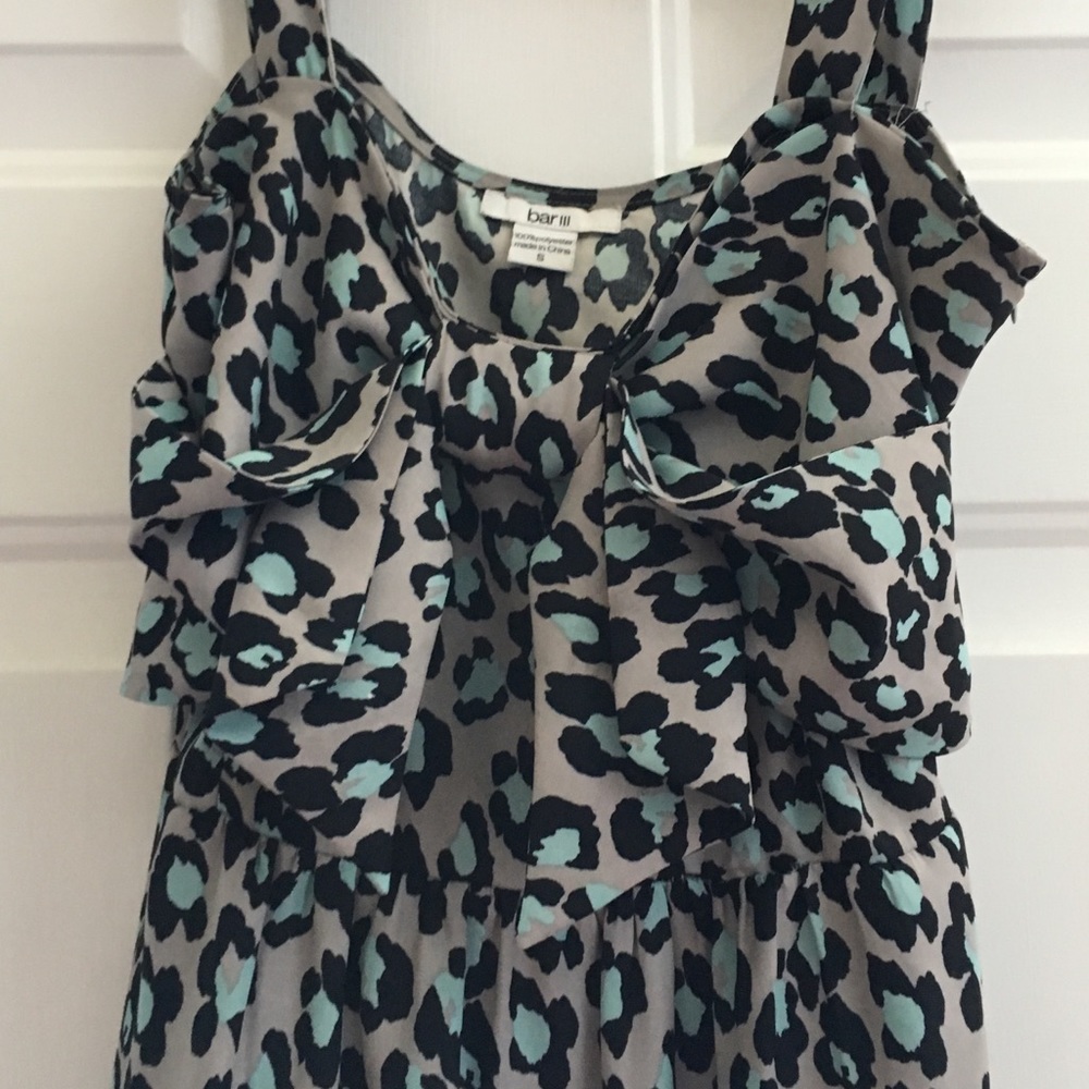Bow dress woman’s