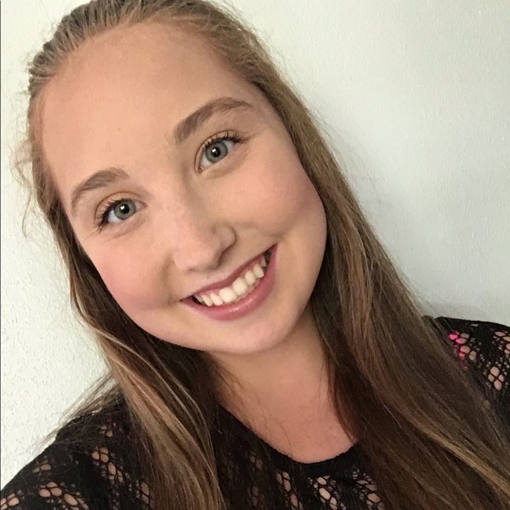 Meet your Posher, Ali