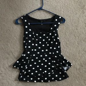 Polka dot sleeveless shirt