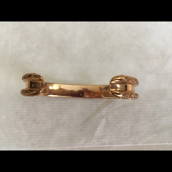 Rose gold bangle - Picture 4 of 5