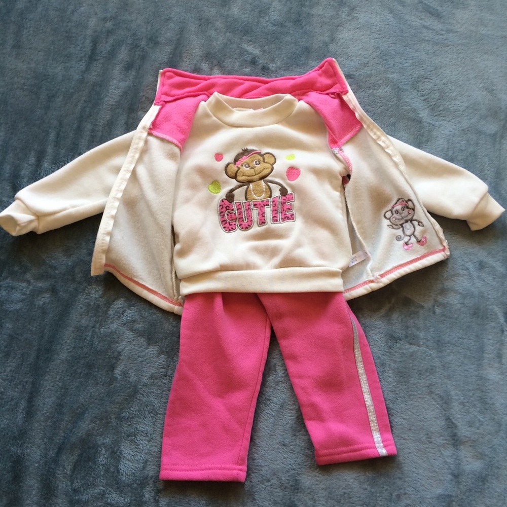 Monkey outfit - Picture 2 of 5