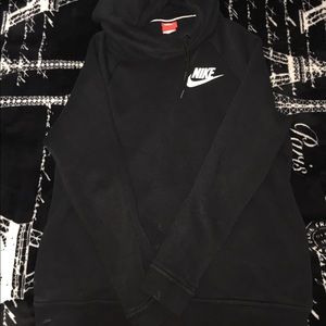 NIKE Crewneck