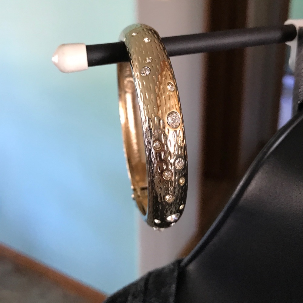 Premier Jewelry: "Marigold"
