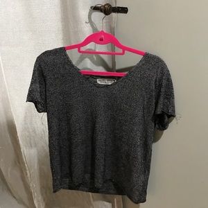 Heather grey tee