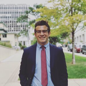 Meet your Posher, Max