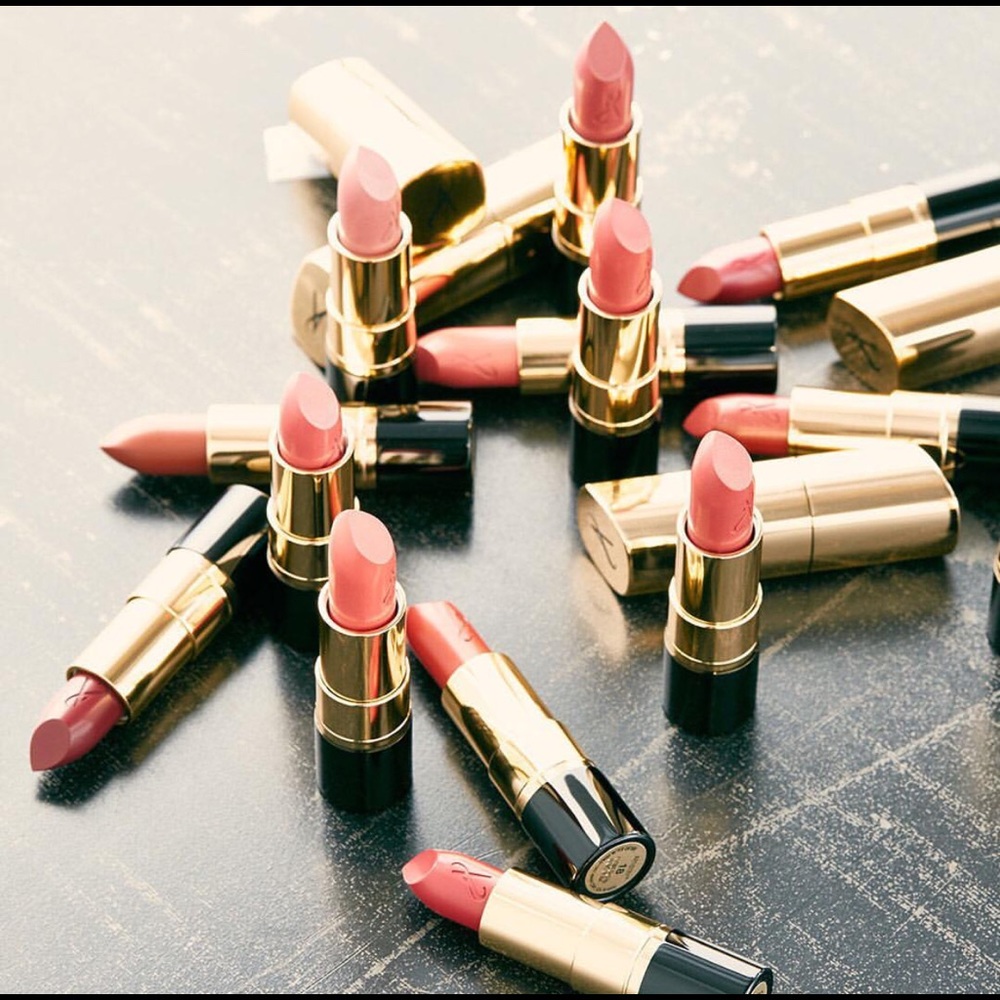 Signature Colour Lipstick & Sheer Lipstick