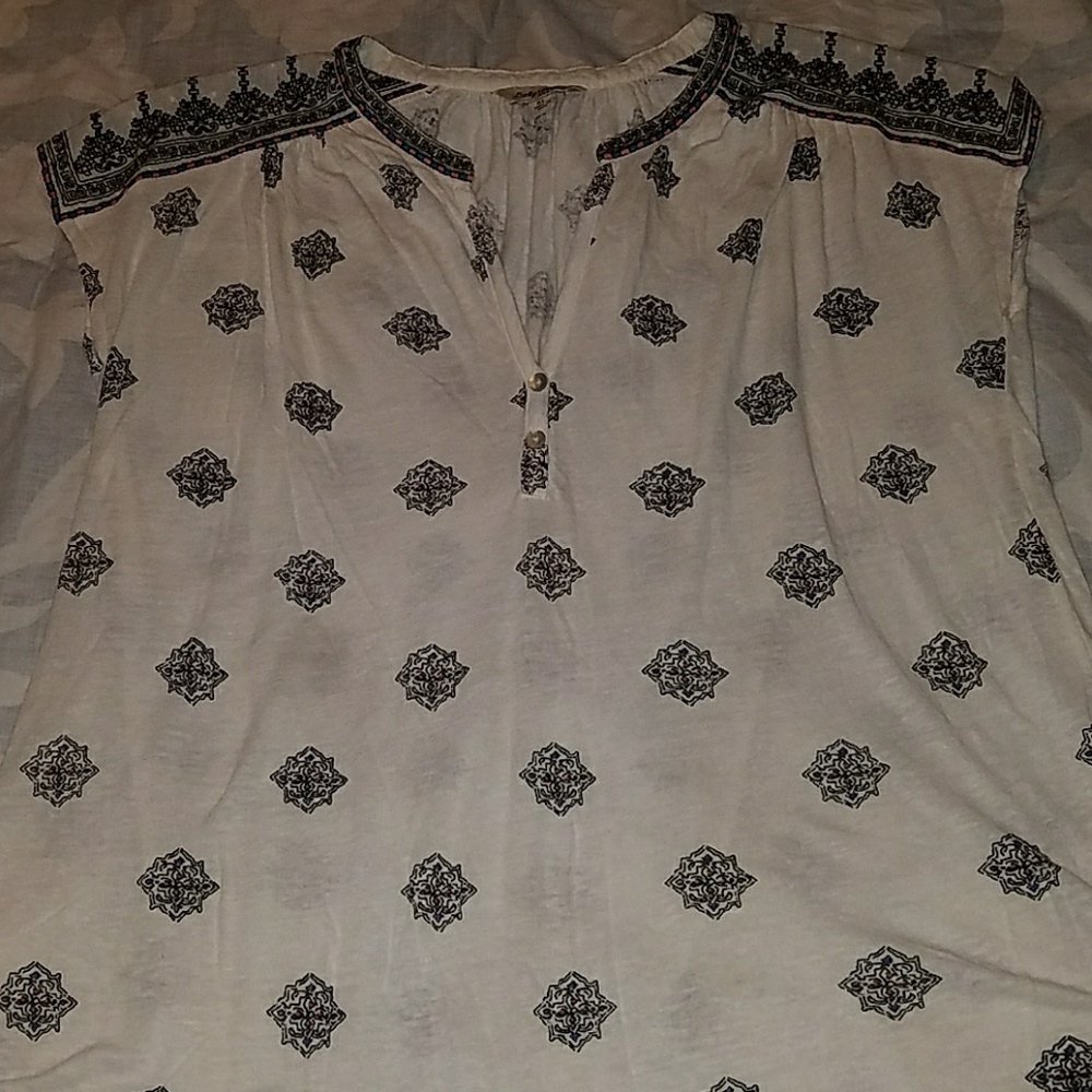 Lucky Brand tee