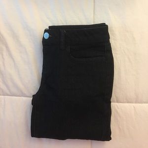 Dark washed skinny jeans