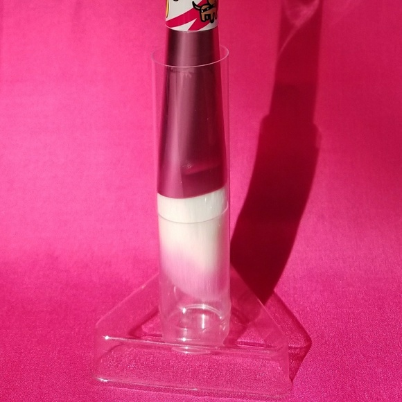 SOLD💞 Tokidoki blush brush - Picture 4 of 5