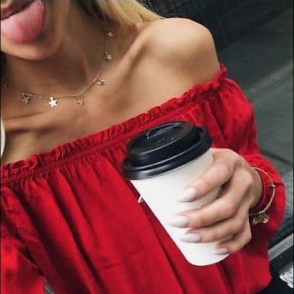 Brandy Melville red Maura