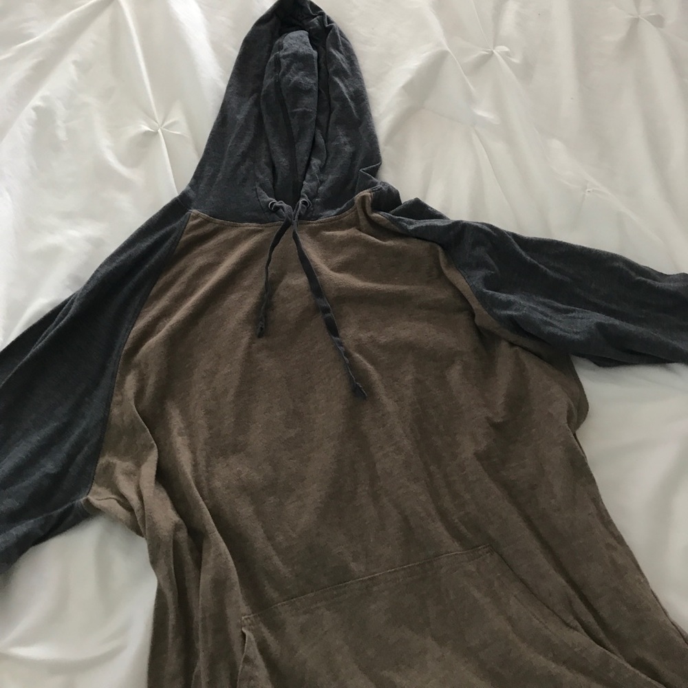 rvca light pull over hoodie