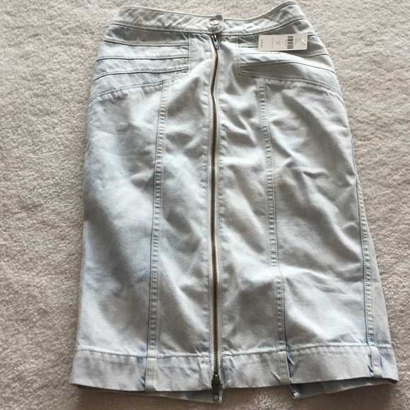 Anthropologie zip front denim skirt - Picture 5 of 6