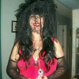 Meet your Posher, Tanya