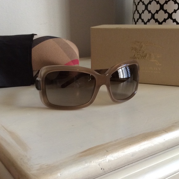 Burberry Sunglasses
