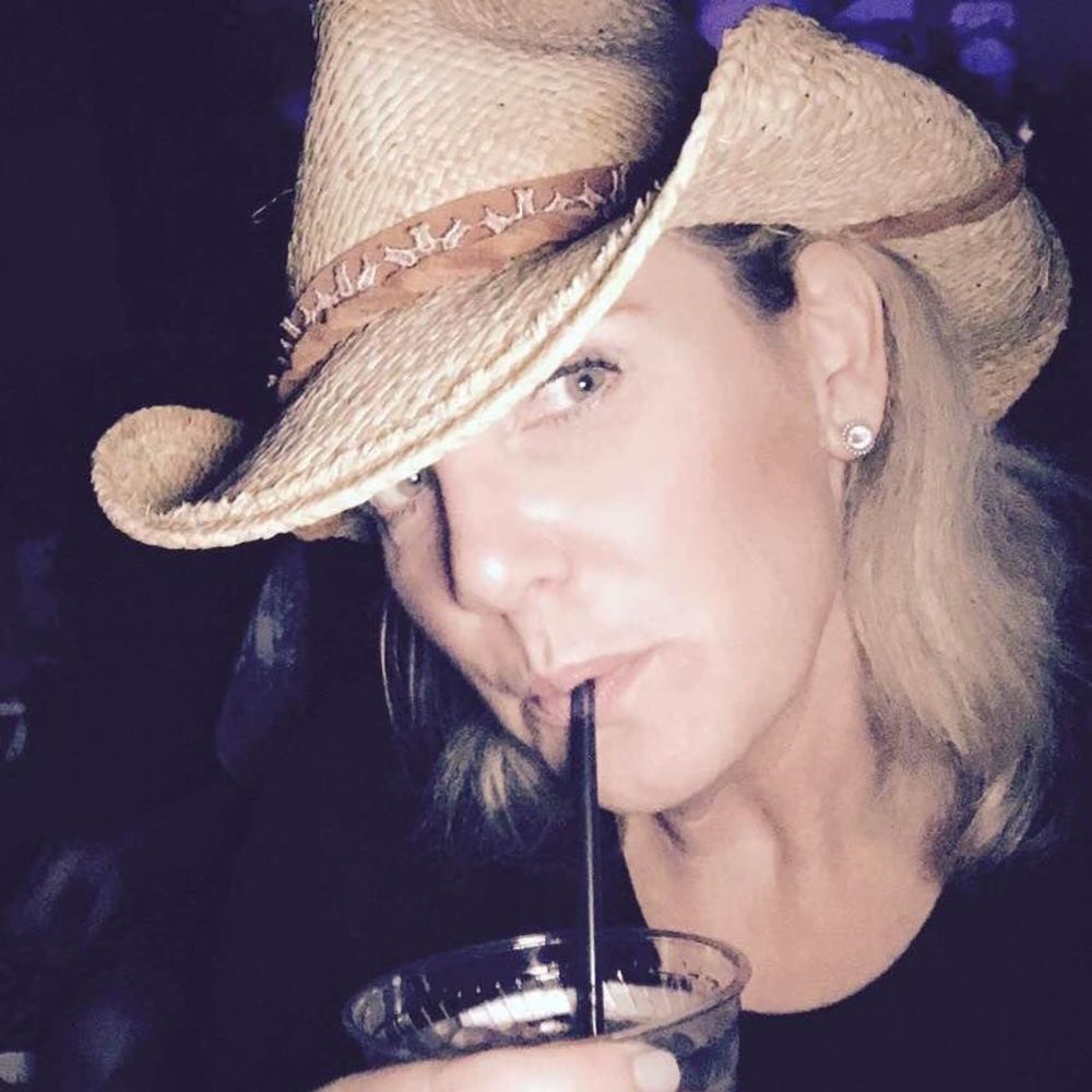 Meet your Posher, Lynne