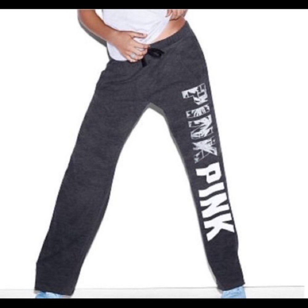 👀ISO👀 tropical palms jogger pants🔭🖤