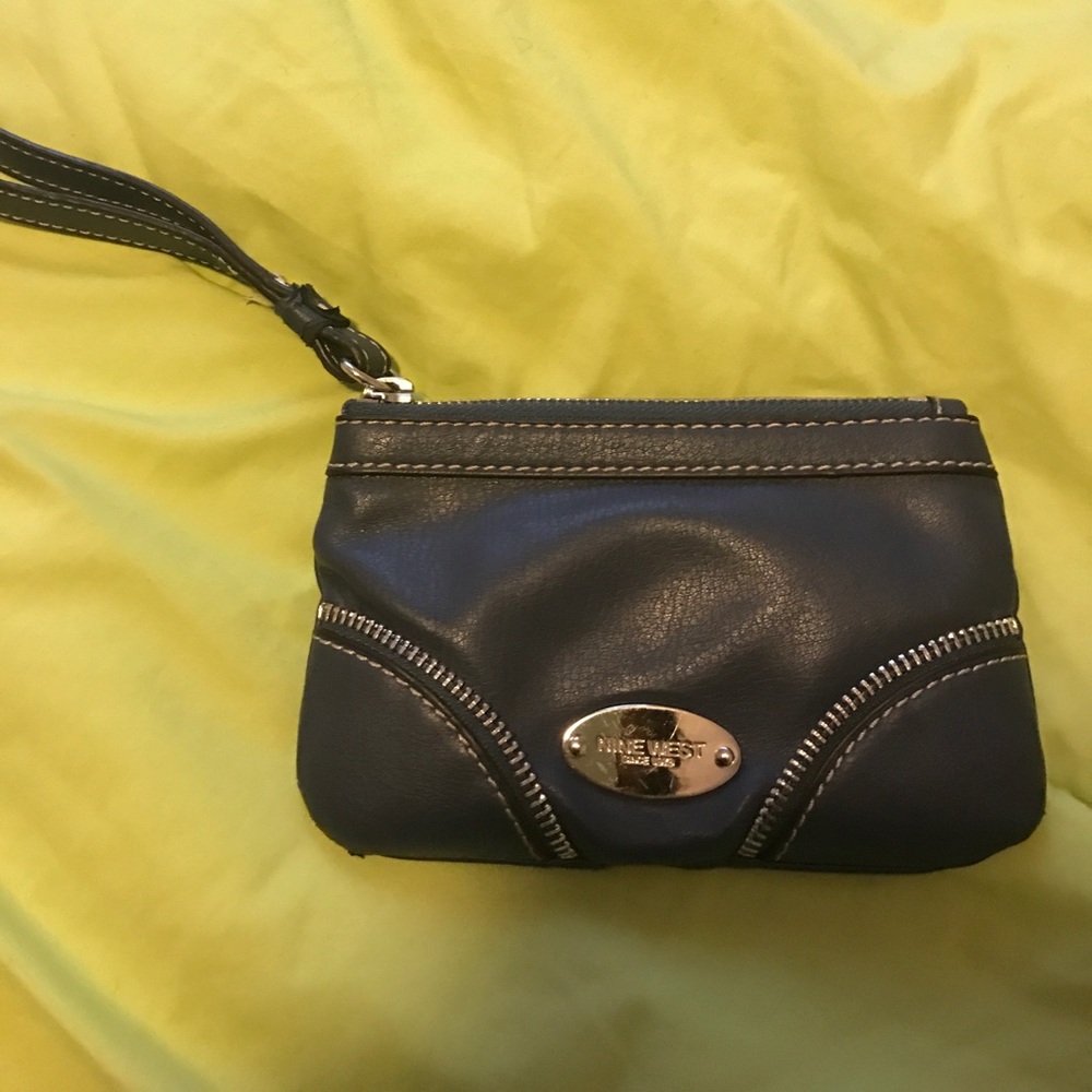 Nine West wristlet