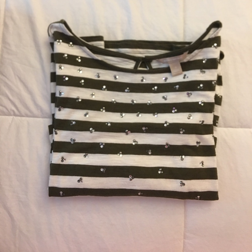 3/4 sleeve striped shirt