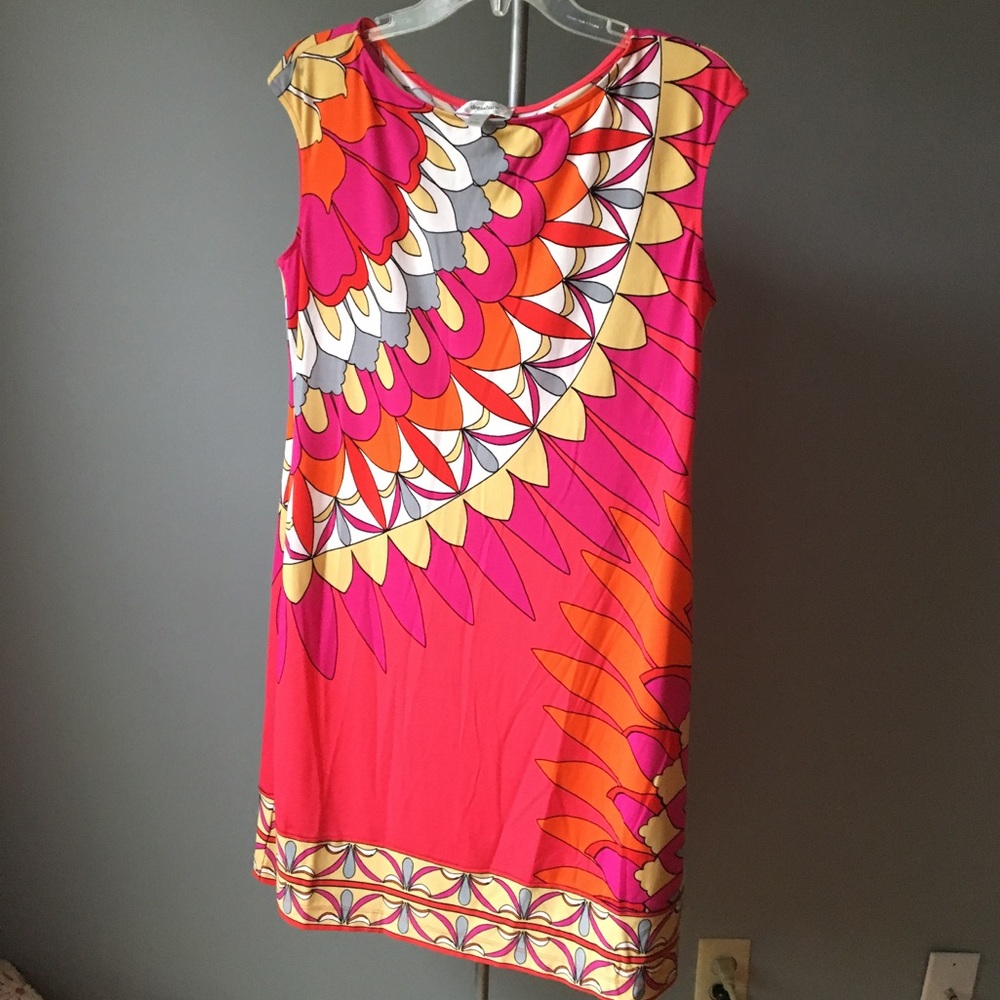 Cute colorful summer dress Size 10