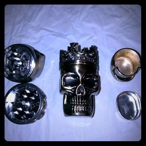 2 Skull Grinders New