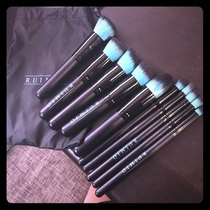 10 PC Ruimio Brush Set
