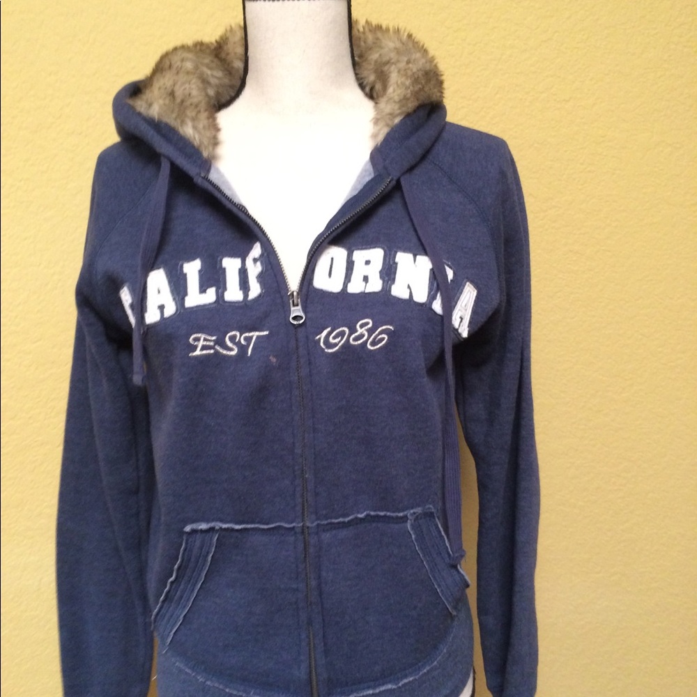 California sweatshirt