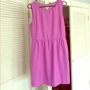 Bright lilac sleeveless dress