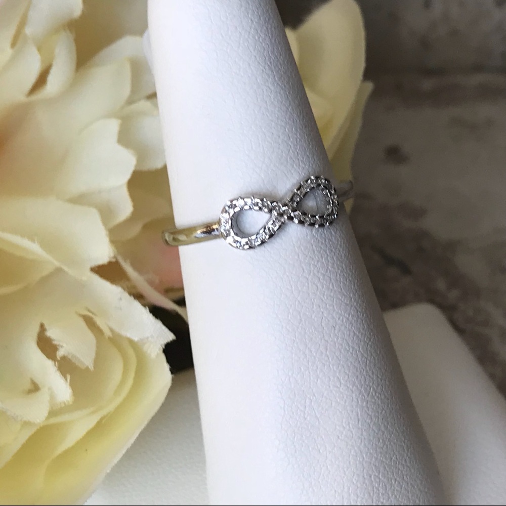 New Sizes! Sterling Silver Infinity Symbol Ring 😍 - Picture 2 of 6