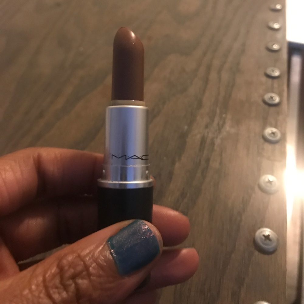 New used Aura Mac Lipstick