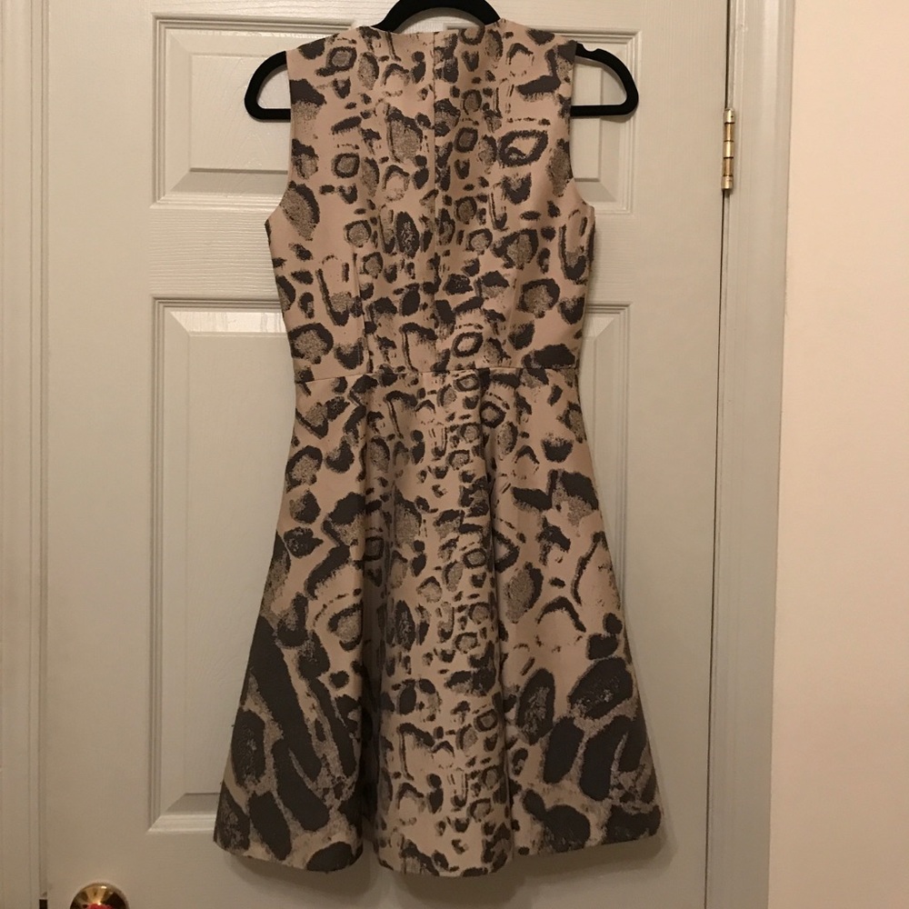 Animal print fit and flare dress - Picture 2 of 4