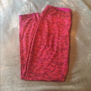 Women's athletic leggings