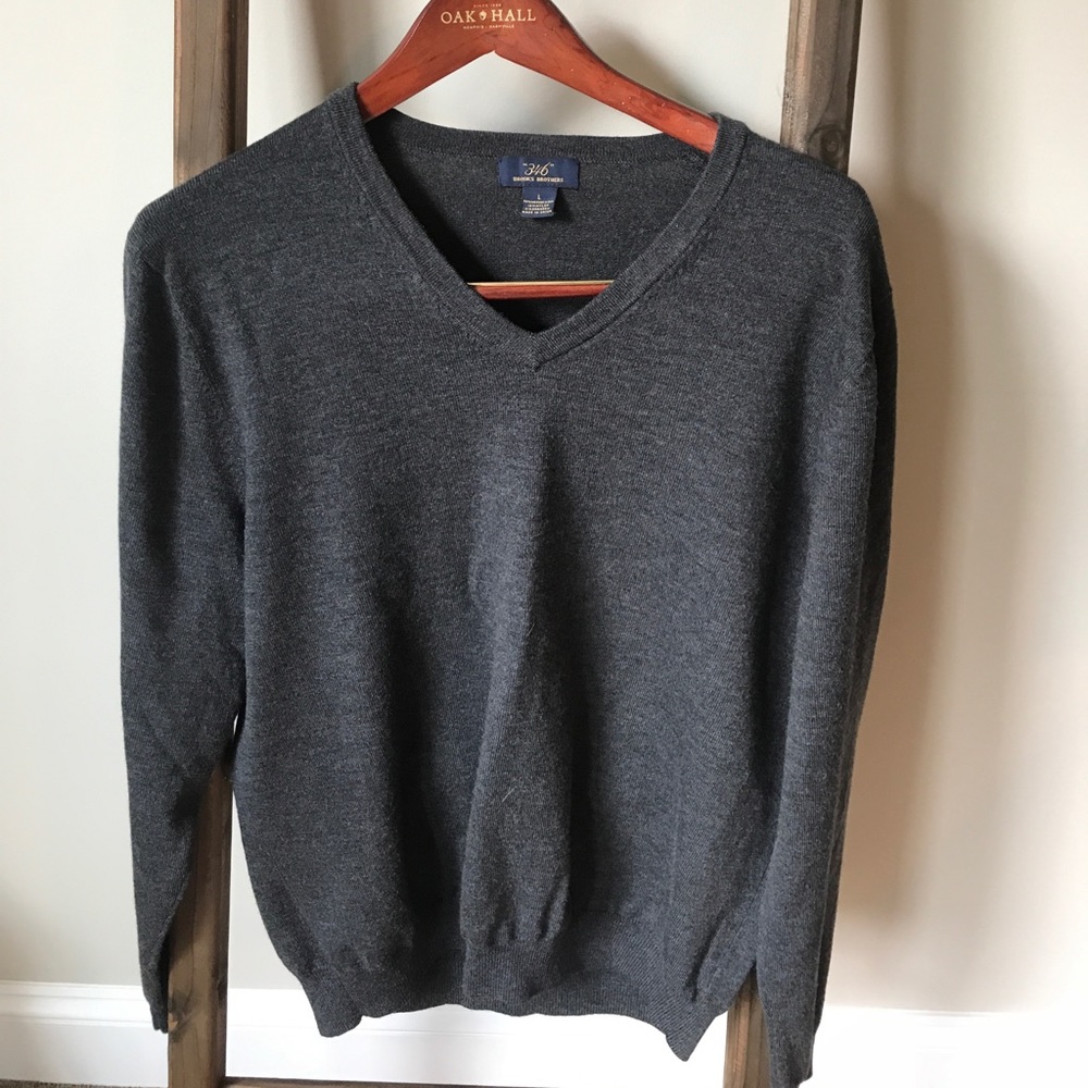 Grey V-Neck Brooks Brothers Merino Wool Sweater