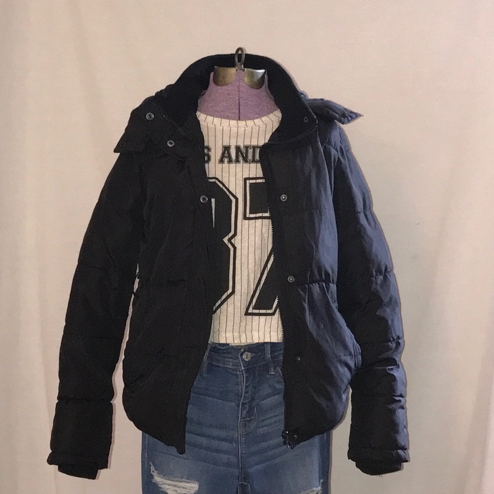 Black Lined Aeropostale Hooded Puffy Coat