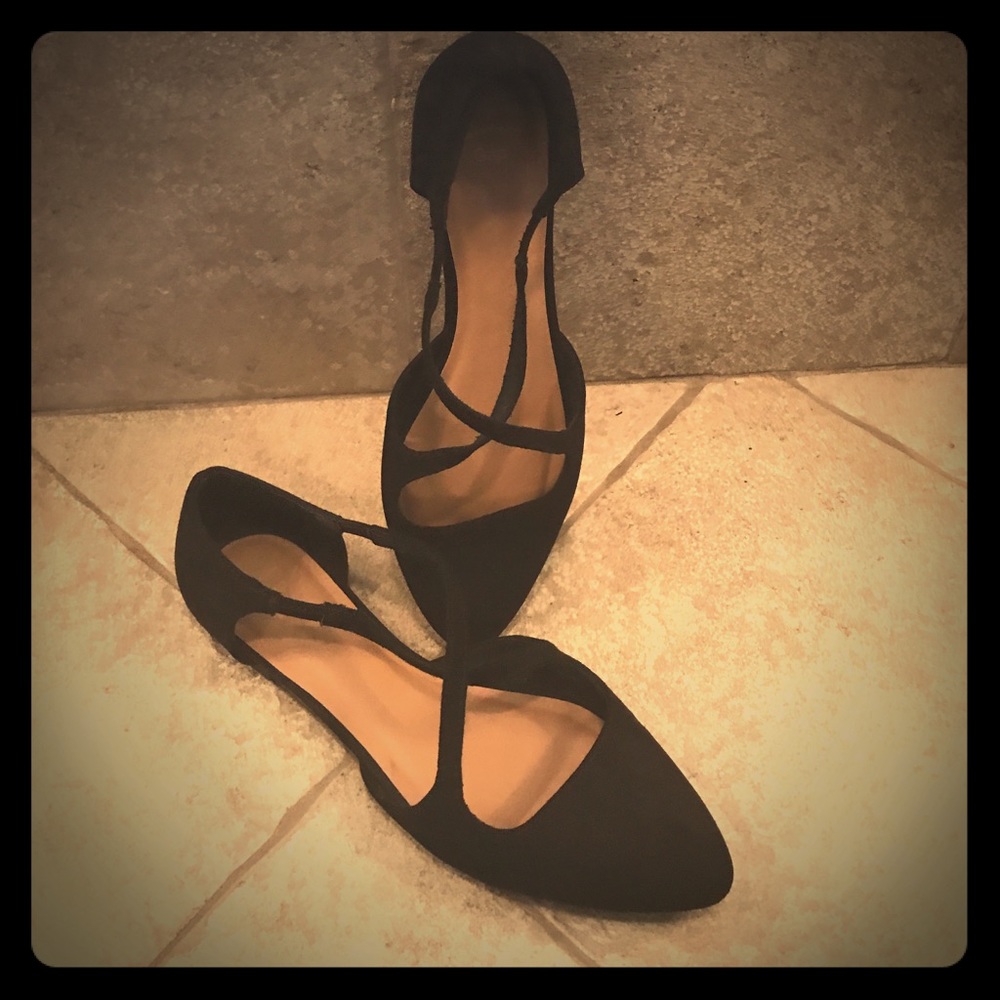 Ballet flats