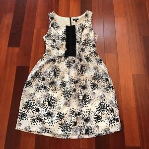 ⚡️Sale⚡️Jacob sleeveless black and white dress