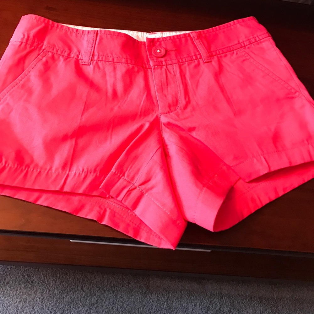 New without tags. Lilly Pulitzer Callahan shorts.