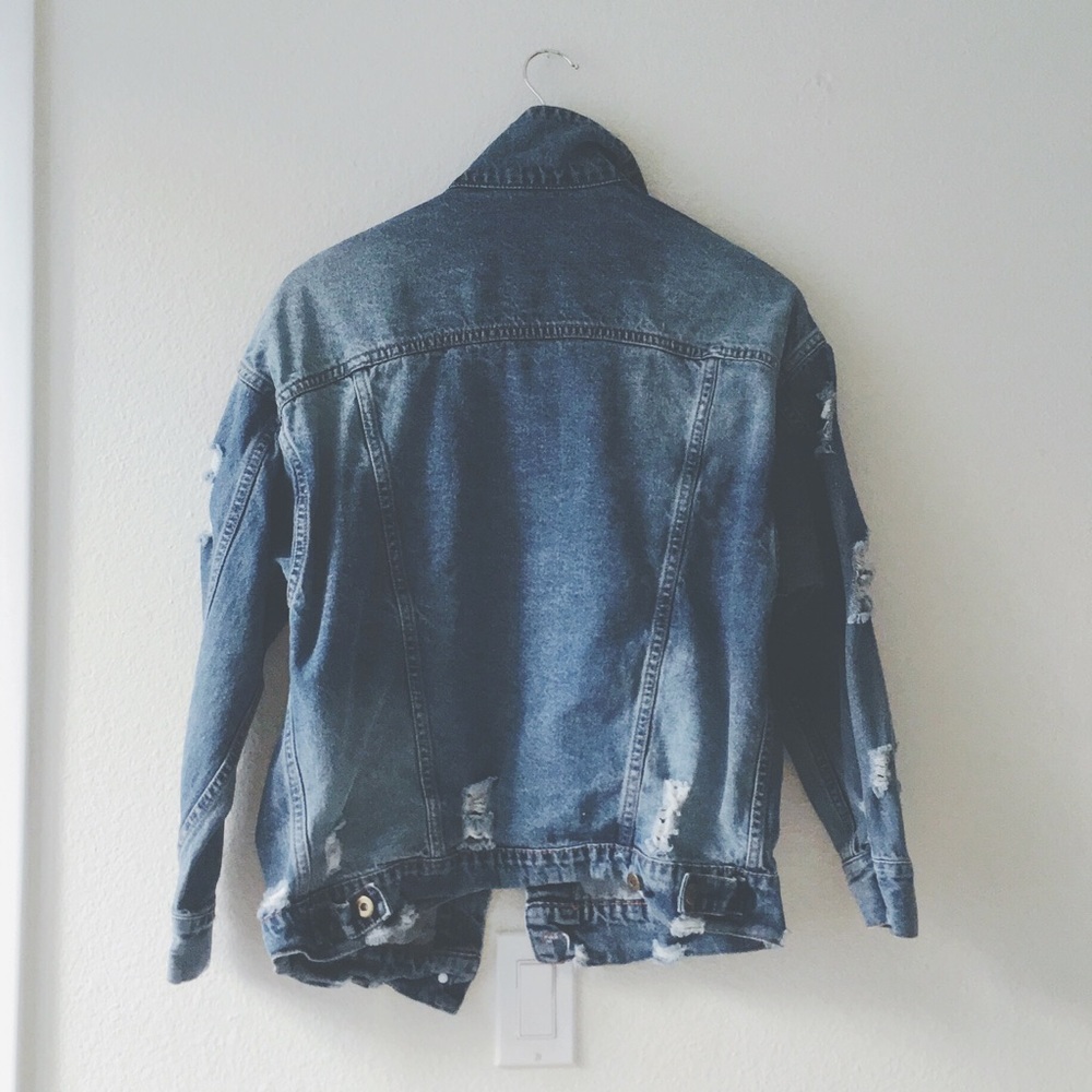 NWT oversized distressed denim jacket - Picture 2 of 6